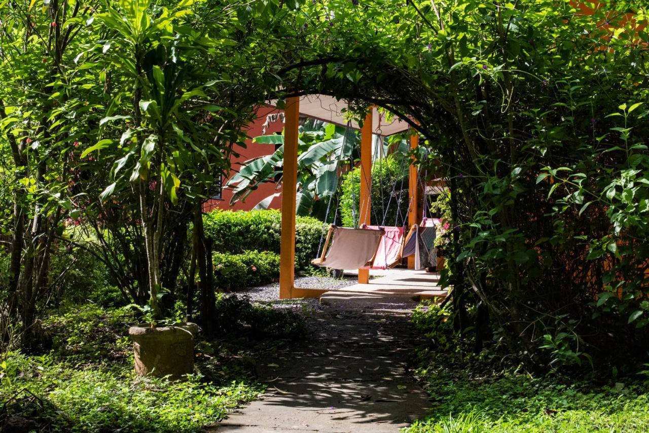 Jungle Lodge At Wild Sun Rescue Center Cabuya  Dış mekan fotoğraf